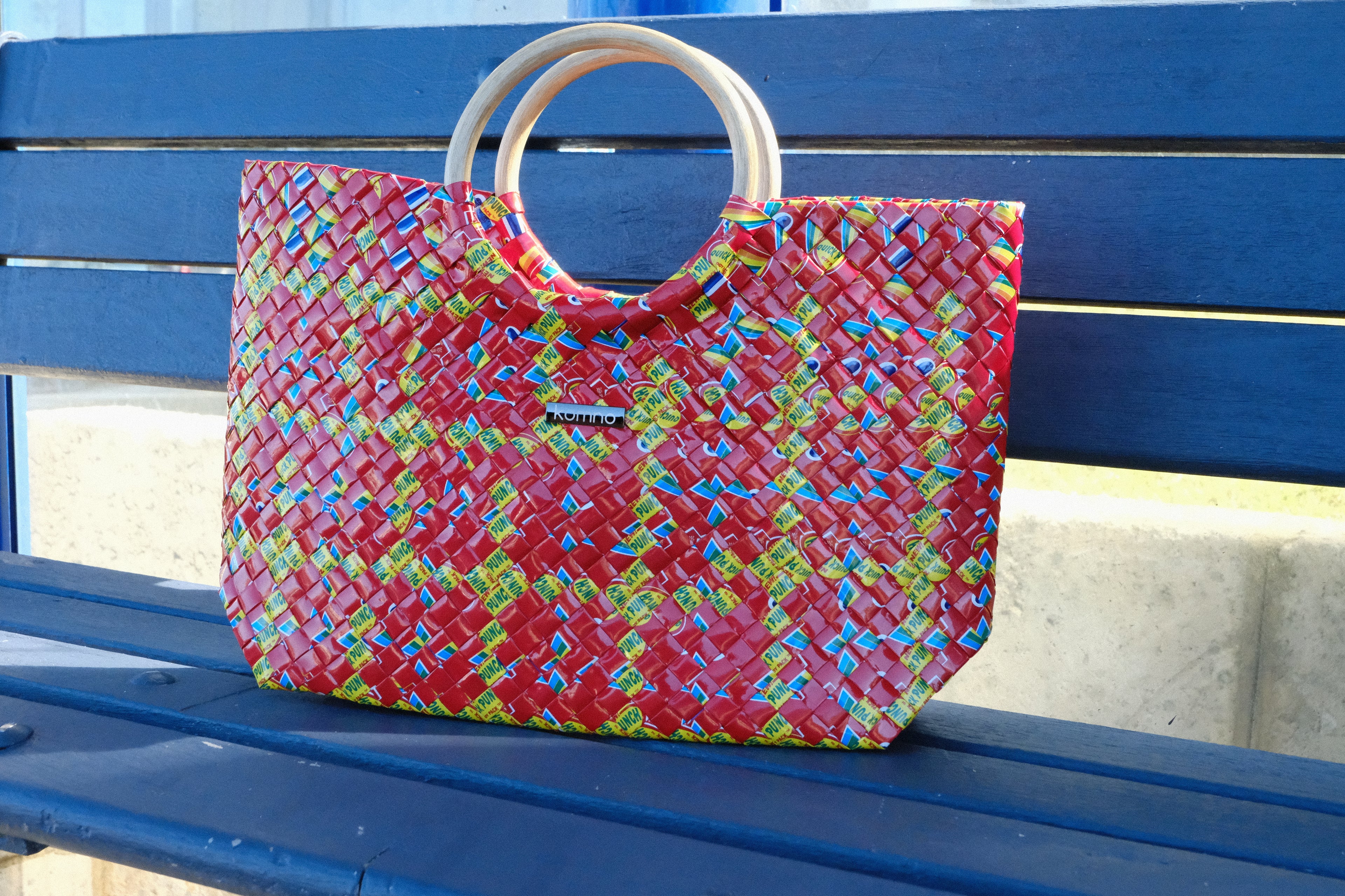 the handbag. — medium