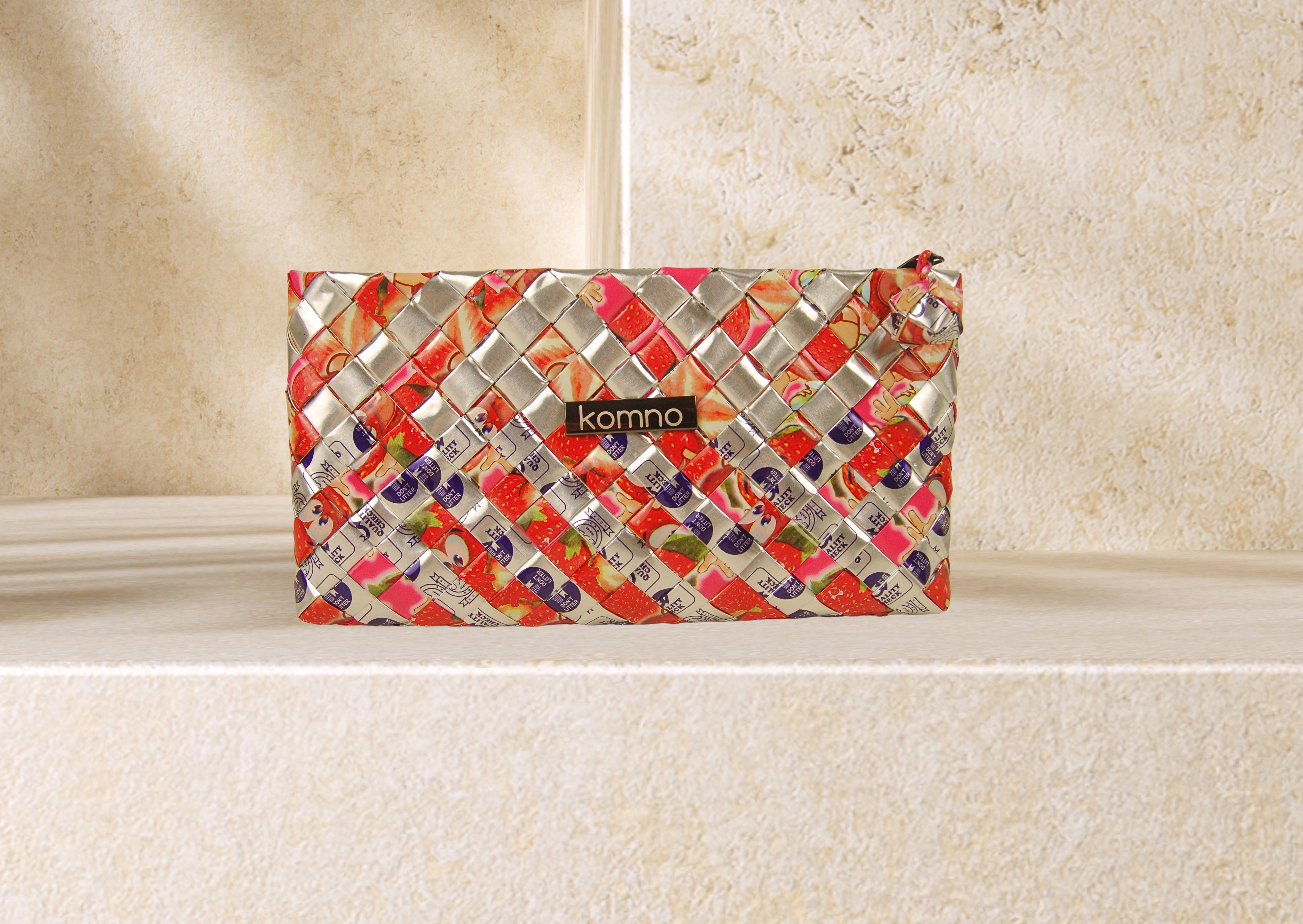 Clutch Small – Frozen Berry